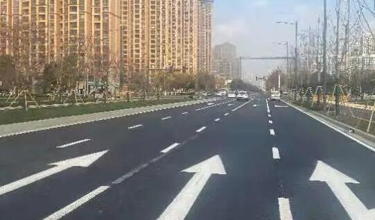 蘇州小區(qū)內(nèi)的市政道路應(yīng)如何劃線？