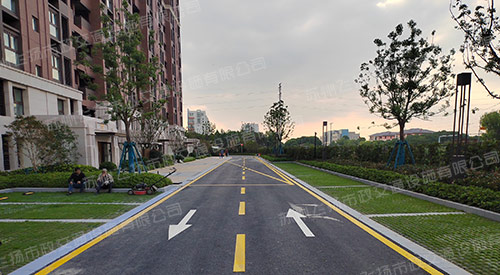 道路劃線，車(chē)位劃線，停車(chē)位劃線