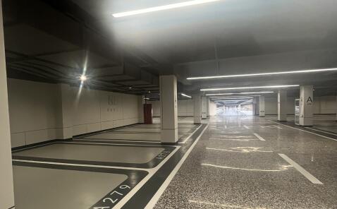 高效優質，價格合理飛揚市政助力蘇州廠房地面劃線